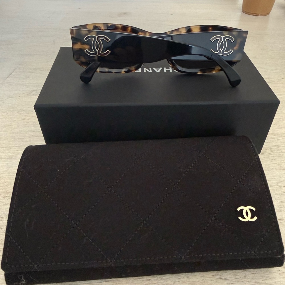 Chanel rectangular sunglasses - Picture 4 of 9